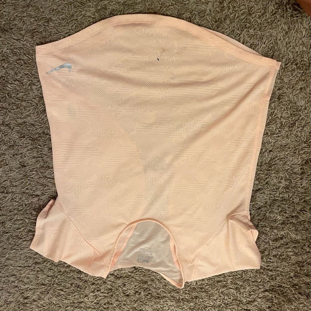 Nike workout top